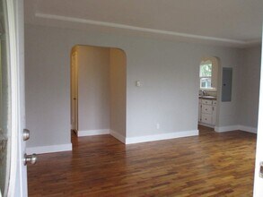 8618 Tacoma Ave S in Tacoma, WA - Building Photo - Building Photo