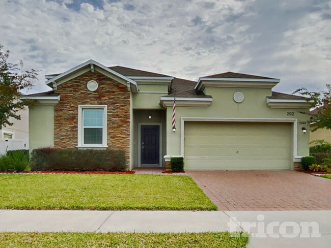 202 W Fiesta Key Loop in DeLand, FL - Foto de edificio - Building Photo