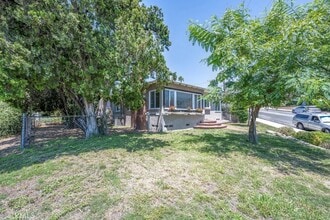 4601 Moore St in Glendale, CA - Building Photo - Building Photo