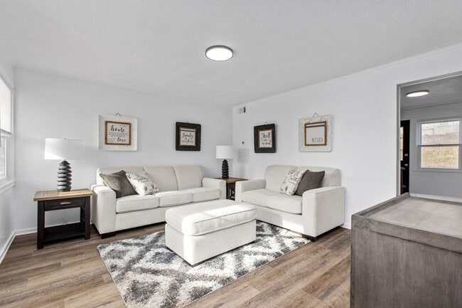 property at 21 Midland Heights Cir