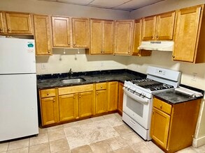 23 Echo Grove Ave in Lynn, MA - Building Photo - Building Photo