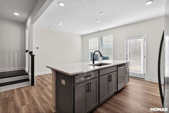 818 Kensley Grv Ln in Fuquay Varina, NC - Building Photo - Building Photo