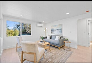3175 High St in Sacramento, CA - Building Photo - Building Photo