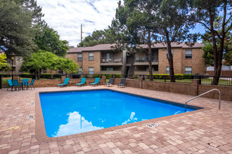 The Fountains Apartments in Lubbock, TX - Building Photo - Building Photo