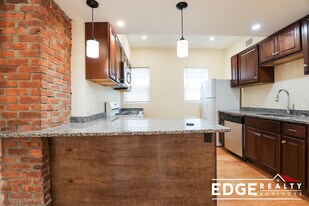 36 Brackett St, Unit 2 in Boston, MA - Building Photo