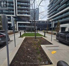 95 Oneida Crescent in Richmond Hill, ON - Building Photo - Building Photo