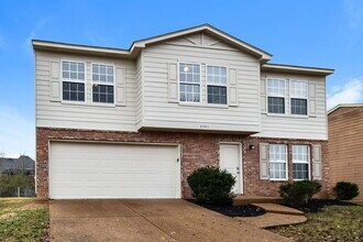 9991 Branley Oak Dr in Cordova, TN - Building Photo - Building Photo