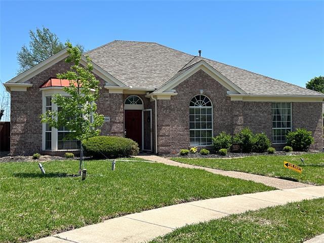 2224 Glacier Ct in Carrollton, TX - Foto de edificio