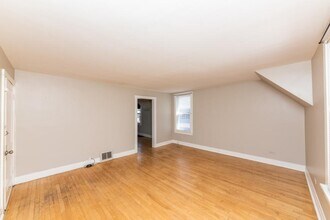 4153 N Whipple St in Chicago, IL - Building Photo - Building Photo