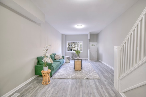 property at 429 N Lakewood Ave