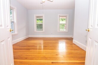 13 Radcliffe Rd in Melrose, MA - Building Photo - Building Photo