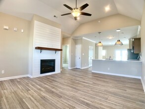 432 Ayden Ln in Clarksville, TN - Building Photo - Building Photo