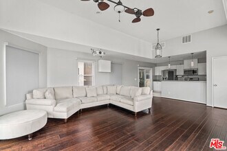 1744 10th St in Santa Monica, CA - Building Photo - Building Photo