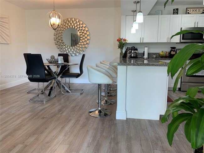 8660 SW 212th St in Cutler Bay, FL - Building Photo - Building Photo