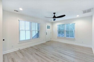 226 W 39th St in Savannah, GA - Building Photo - Building Photo