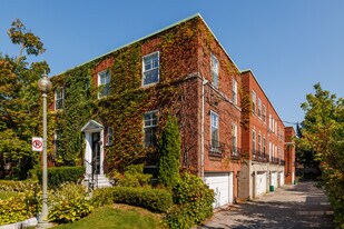 351 Metcalfe Av in Westmount, QC - Building Photo