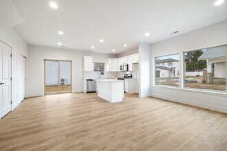 1009 S Underwood Pl in Kennewick, WA - Building Photo - Building Photo