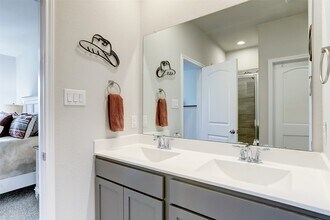 16454 Rosary Pea Pl in Shenandoah, TX - Building Photo - Building Photo