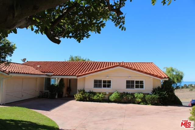 6236 Trancas Canyon Rd in Malibu, CA - Foto de edificio - Building Photo