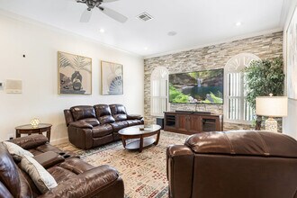842 Miramar Ct in Cape Coral, FL - Building Photo - Building Photo