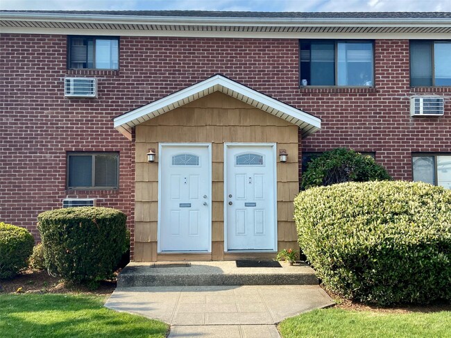 62 Hiddink St