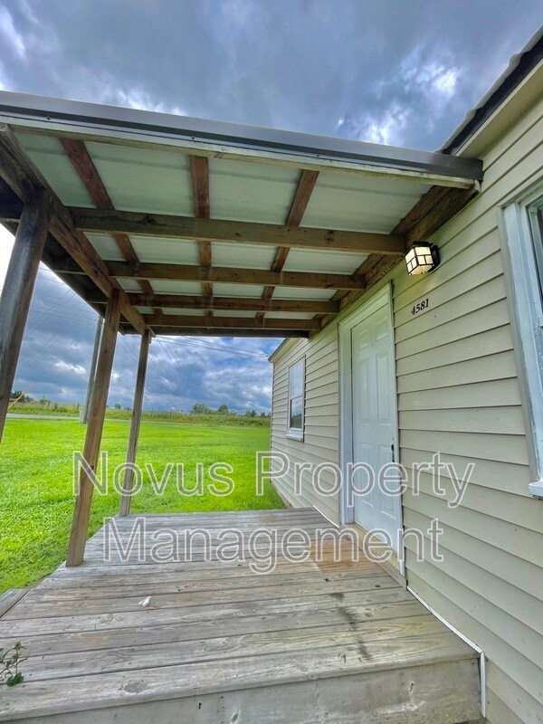 4581 Tyus Carrollton Rd in Carrollton, GA - Building Photo - Building Photo