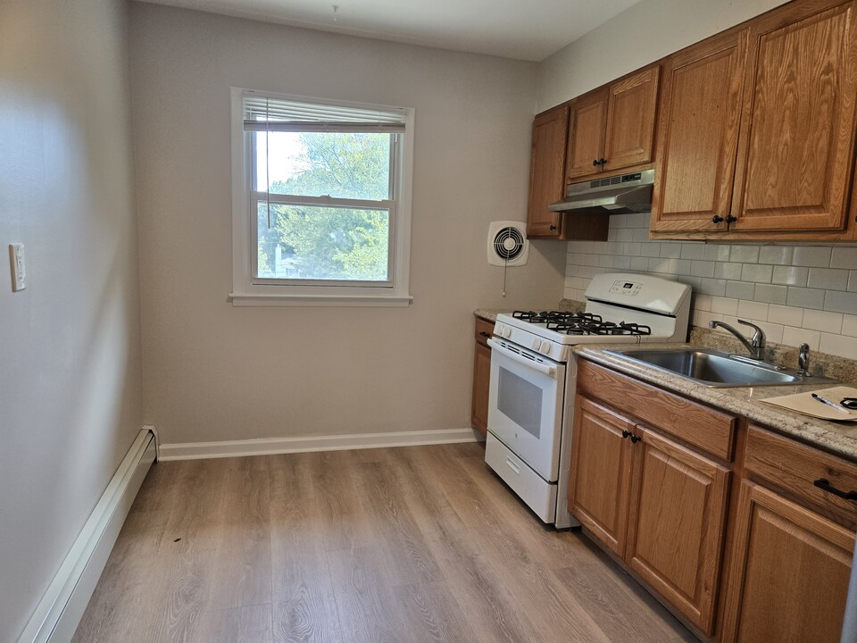 519 Boonton Ave, Unit 2B in Boonton, NJ - Building Photo