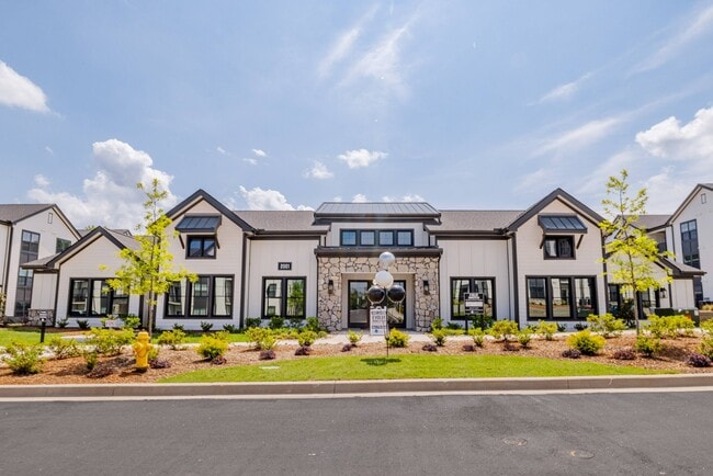 Evolve at Homestead in Greenville, SC - Foto de edificio - Building Photo