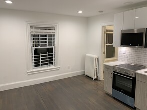 225 Newbury St, Unit 3R in Boston, MA - Building Photo - Building Photo