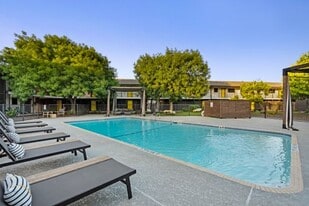 Primrose HAUS in New Braunfels, TX - Building Photo