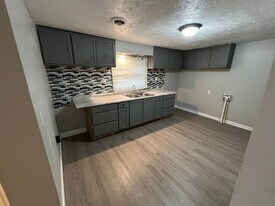 3328 W 61st St in Cleveland, OH - Building Photo