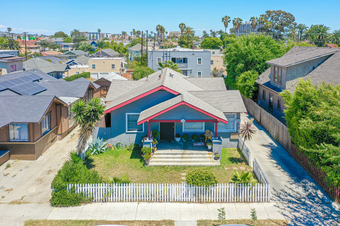 1114 Magnolia Ave in Long Beach, CA - Building Photo