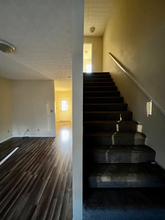 1639 Summit St in Columbus, OH - Building Photo - Building Photo
