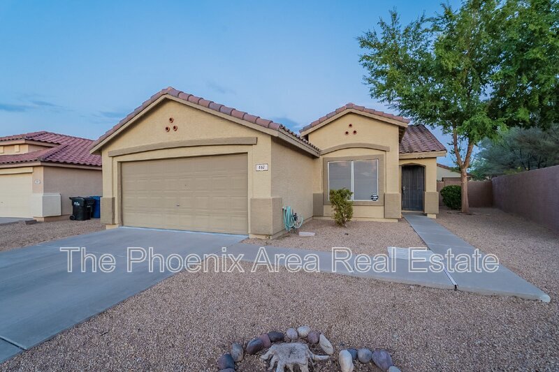 663 S Colonial Ct in Gilbert, AZ - Building Photo