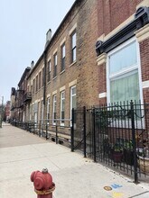 1410 W Blackhawk St in Chicago, IL - Building Photo - Building Photo