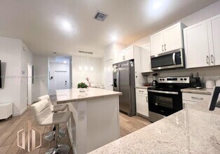 1178 SE 23rd Ave in Homestead, FL - Building Photo - Building Photo