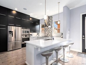 5054 Valentia St in Denver, CO - Building Photo - Building Photo