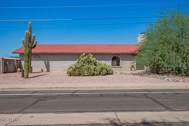 13036 N 36th St in Phoenix, AZ - Building Photo - Building Photo