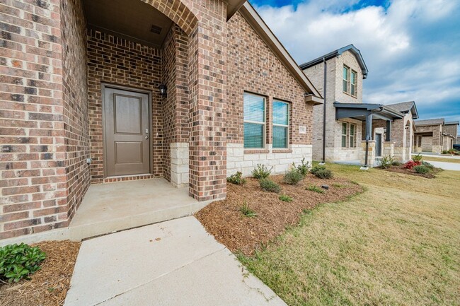 2139 Thornton Dr in Crandall, TX - Building Photo - Building Photo