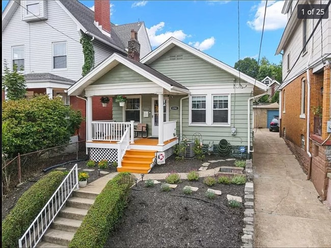 3741 Hiawatha St in Pittsburgh, PA - Building Photo - Building Photo