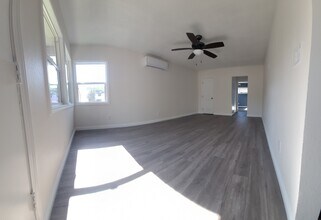 731 1/2 Via Altamira, Unit 731 Half in Montebello, CA - Building Photo - Building Photo