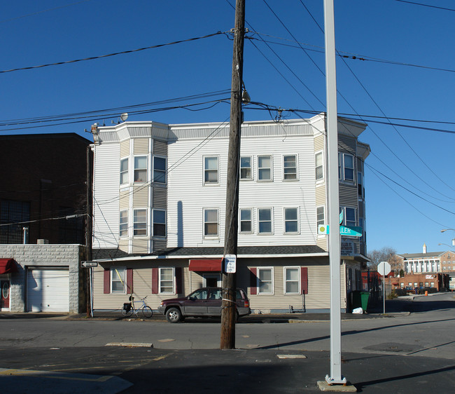 2 Fuller St in Schenectady, NY - Building Photo - Building Photo