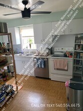 742 Windsor Ave SW in Roanoke, VA - Building Photo - Building Photo