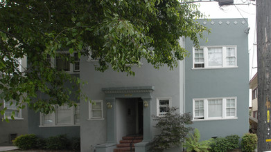 479 Cheney Ave in Oakland, CA - Building Photo - Building Photo