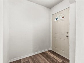 1297 SE Floresta Dr in Port St. Lucie, FL - Building Photo - Building Photo