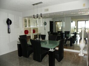 3400 N Ocean Dr in West Palm Beach, FL - Building Photo - Building Photo