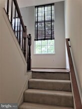 1928 Crescent Park Dr in Reston, VA - Building Photo - Building Photo
