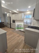 38 E 32nd St in Holland, MI - Building Photo - Building Photo