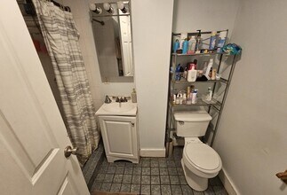 1629 Commonwealth Ave in Boston, MA - Building Photo - Building Photo