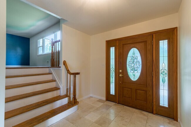 26 James Ave in Kendall Park, NJ - Building Photo - Building Photo